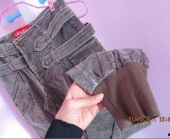 驼色裤子图片,驼色裤装的魅力演绎