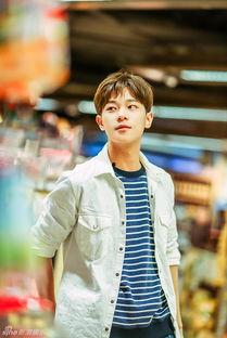 张炯敏图片,光影交织的艺术人生